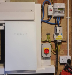 Tesla Powerwall Insyallers in Bedfordshire