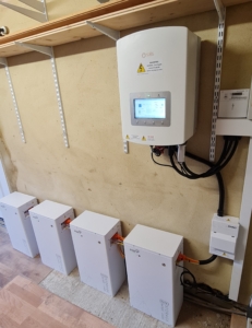 PV Battery hybrid inverter
