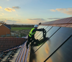 Solar pv installer